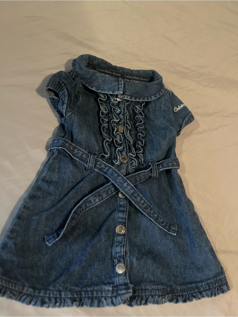 Size 6-9 months Girls Calvin Klein Jeans Denim Dress with Belt, Y2K baby girl